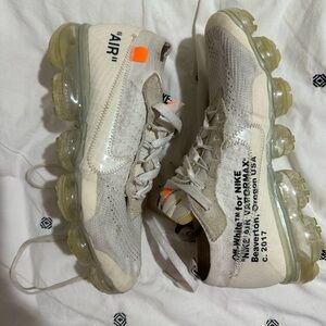 Nike Off-White Air VaporMax Sneakers